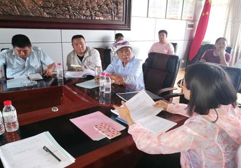 云南南涧：凤祥饱享劳动法律法规宣传“大餐”