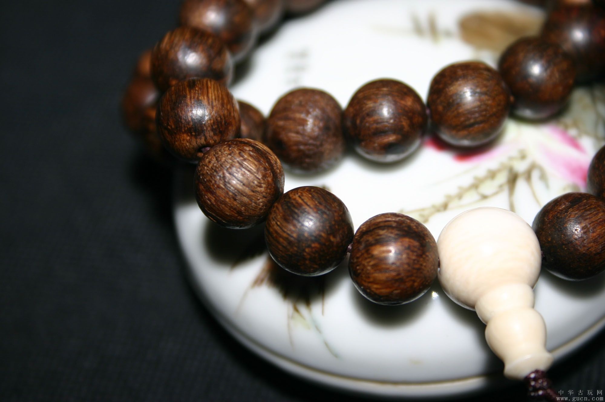 沉香的分类及5招鉴别真伪