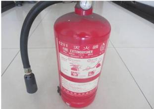 假冒灭火器泛滥，购买前需辨别真伪