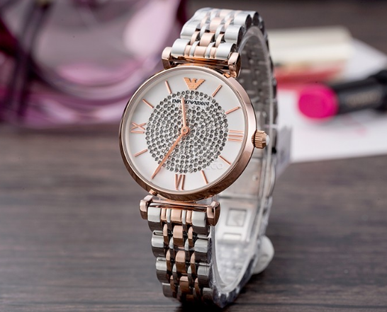 阿玛尼手表防伪查询（阿玛尼手表网站序列号查询）