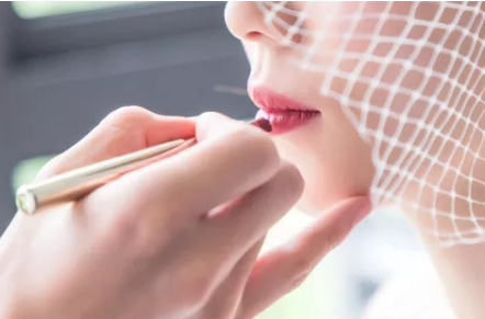 口红怎么验证是否正品，口红怎么验证是否正品阿玛尼